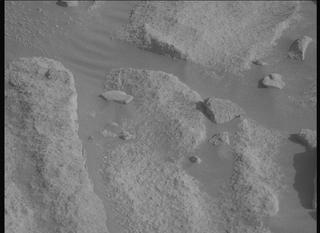 View image taken on Mars, Mars Perseverance Sol 1927: Left Mastcam-Z Camera