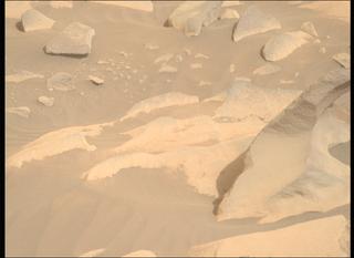 View image taken on Mars, Mars Perseverance Sol 1927: Right Mastcam-Z Camera
