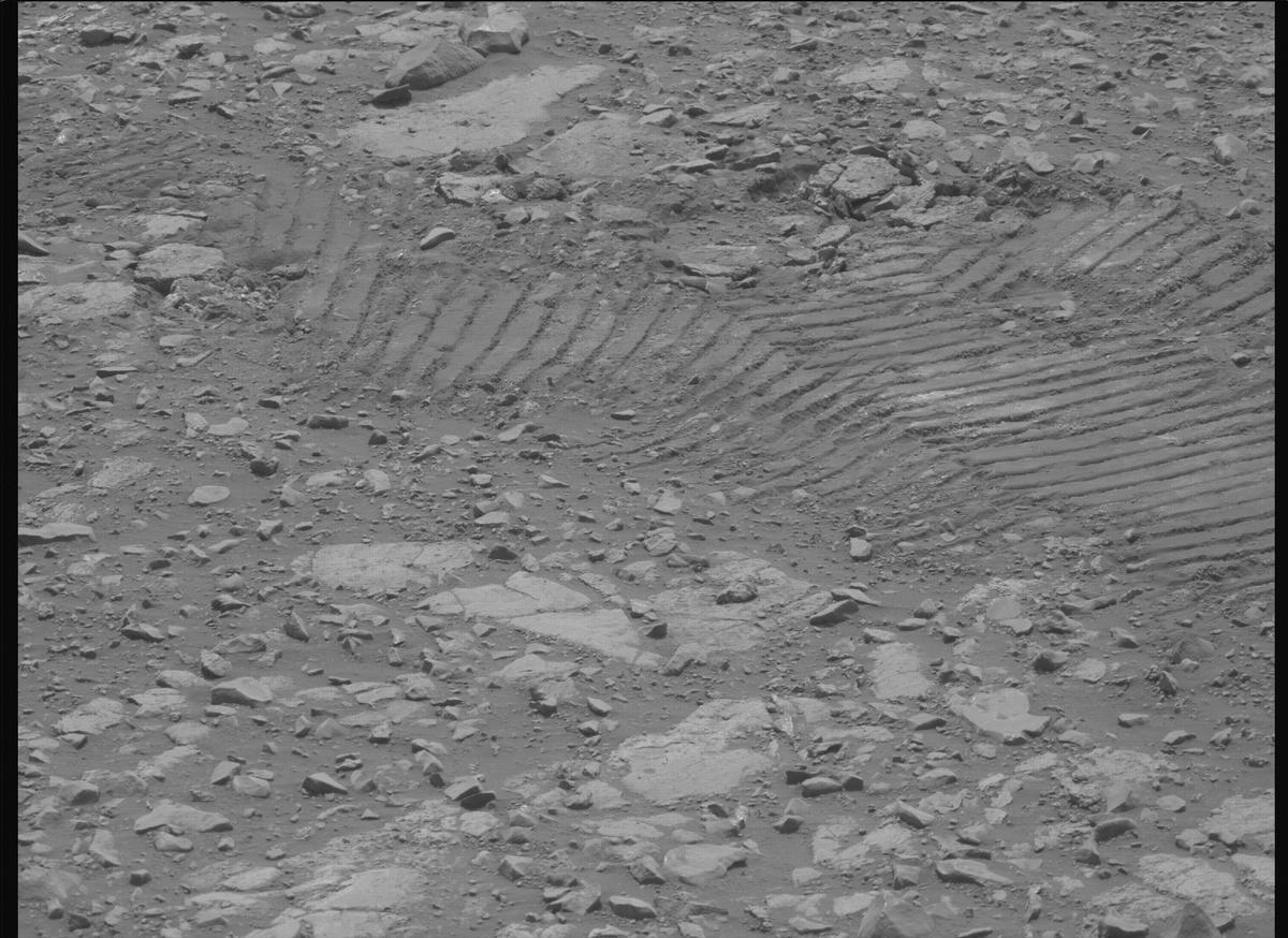 This image was taken by MCZ_LEFT onboard NASA's Mars rover Perseverance on Sol 1939