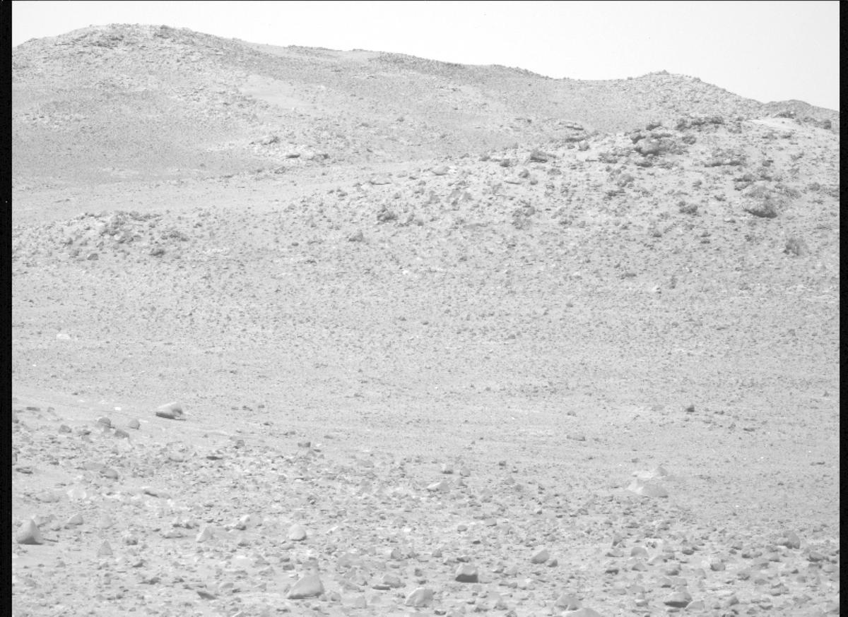 This image was taken by MCZ_LEFT onboard NASA's Mars rover Perseverance on Sol 1941