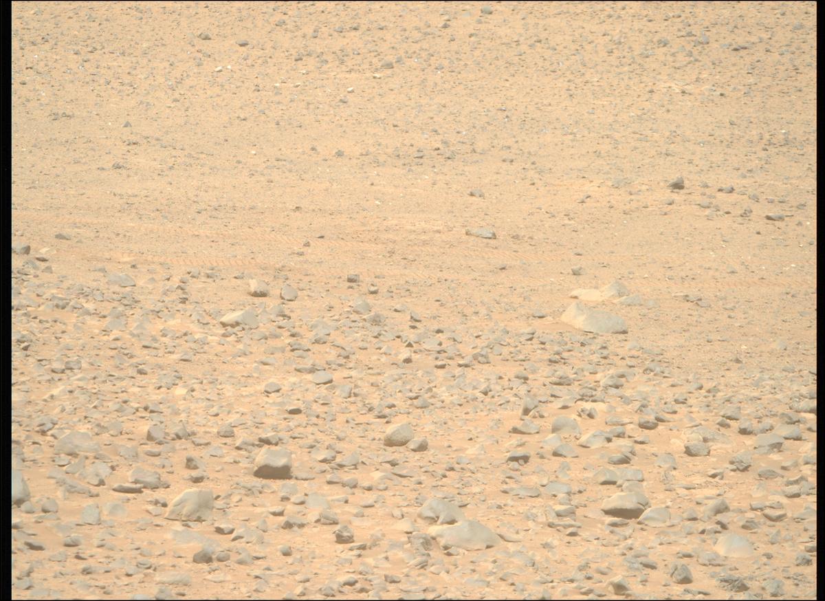 This image was taken by MCZ_RIGHT onboard NASA's Mars rover Perseverance on Sol 1941