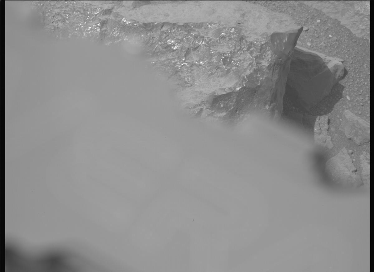 This image was taken by MCZ_LEFT onboard NASA's Mars rover Perseverance on Sol 1960