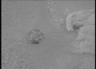 View image taken on Mars, Mars Perseverance Sol 1960: Right Mastcam-Z Camera