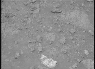 View image taken on Mars, Mars Perseverance Sol 1960: Right Mastcam-Z Camera