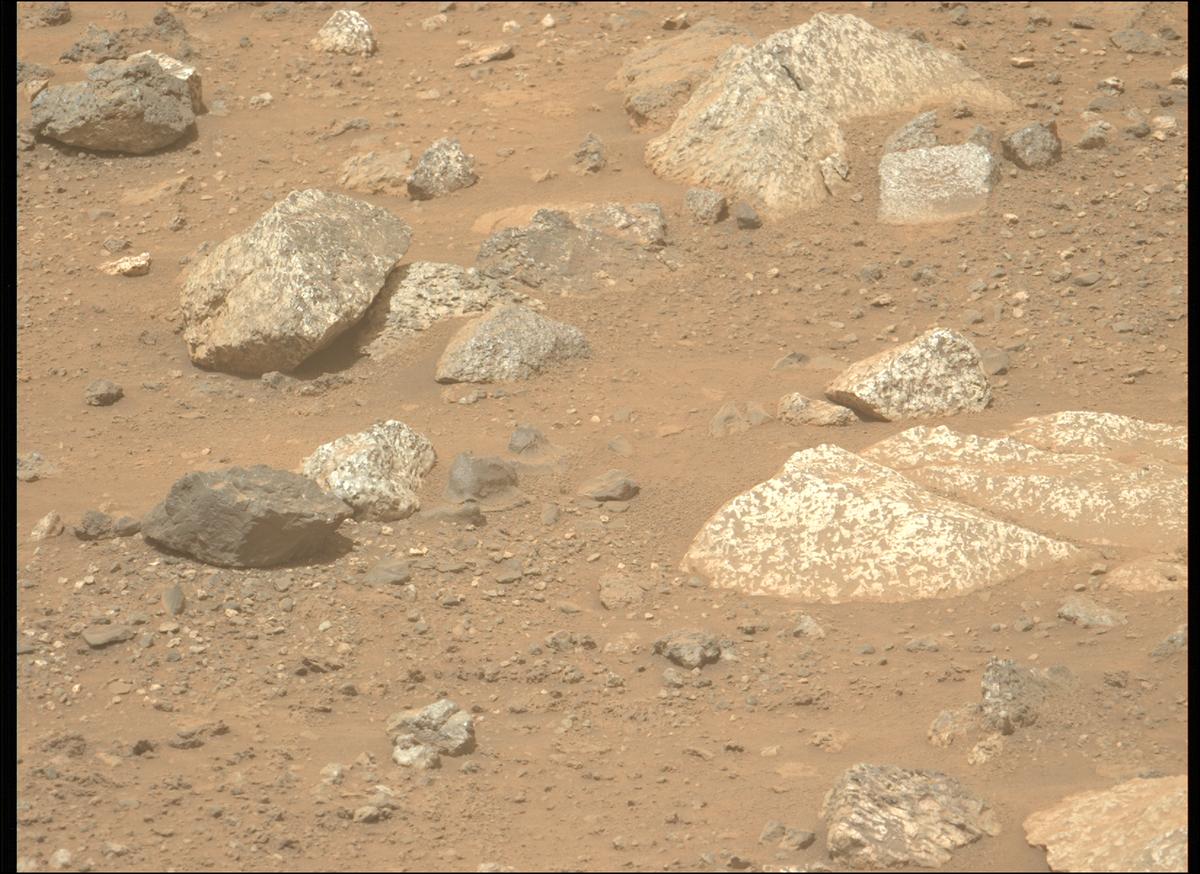This image was taken by MCZ_LEFT onboard NASA's Mars rover Perseverance on Sol 1964