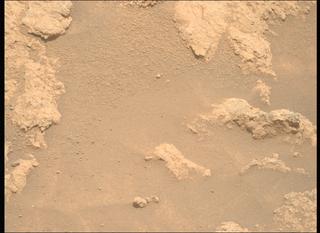 View image taken on Mars, Mars Perseverance Sol 1981: Right Mastcam-Z Camera