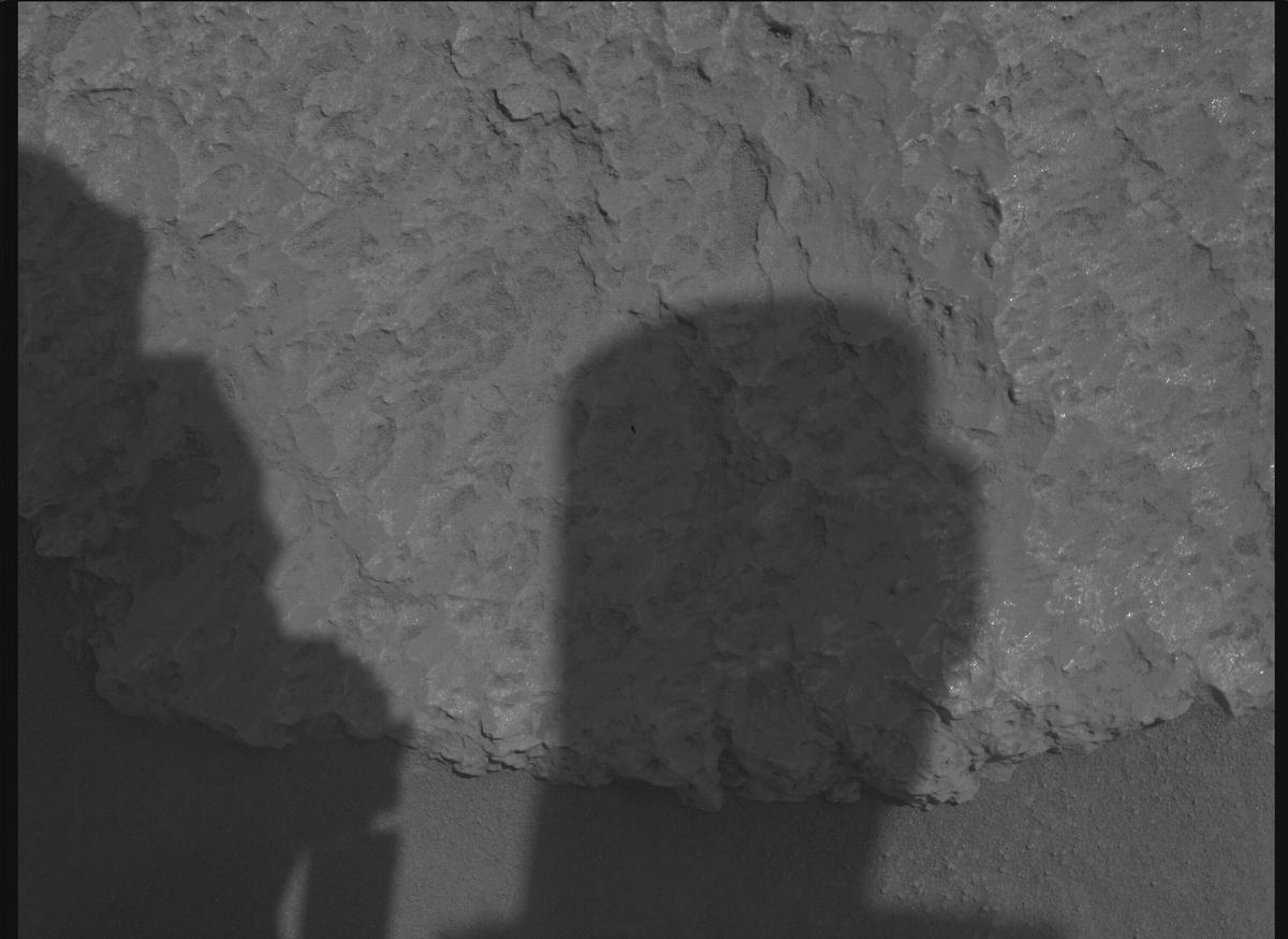 This image was taken by SHERLOC_WATSON onboard NASA's Mars rover Perseverance on Sol 2011
