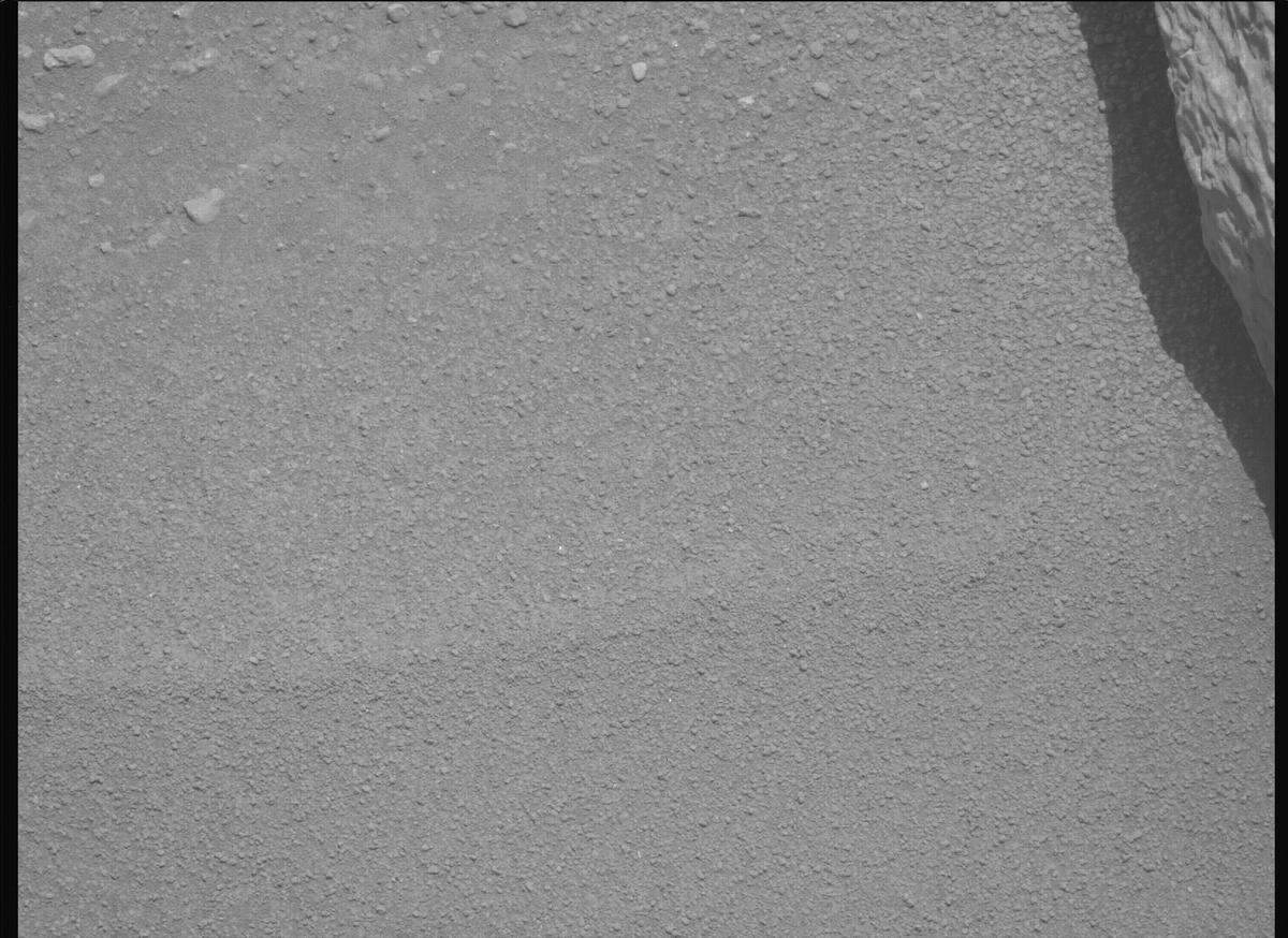 This image was taken by MCZ_LEFT onboard NASA's Mars rover Perseverance on Sol 2011