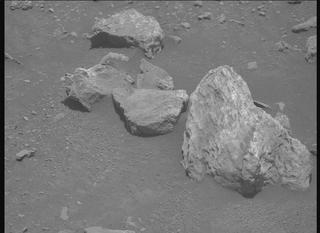 View image taken on Mars, Mars Perseverance Sol 2011: Right Mastcam-Z Camera