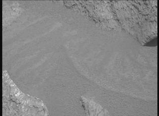 View image taken on Mars, Mars Perseverance Sol 2011: Right Mastcam-Z Camera