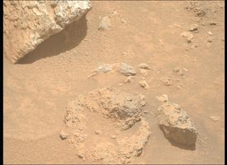 View image taken on Mars, Mars Perseverance Sol 2011: Right Mastcam-Z Camera