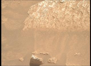 View image taken on Mars, Mars Perseverance Sol 2011: Right Mastcam-Z Camera