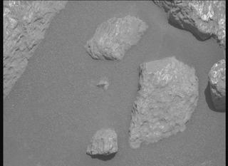 View image taken on Mars, Mars Perseverance Sol 2011: Right Mastcam-Z Camera