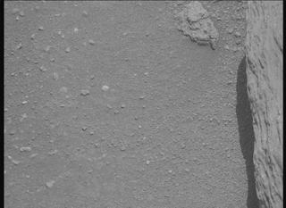 View image taken on Mars, Mars Perseverance Sol 2011: Right Mastcam-Z Camera
