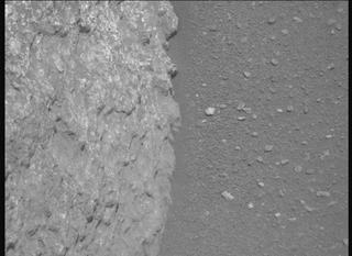 View image taken on Mars, Mars Perseverance Sol 2011: Right Mastcam-Z Camera
