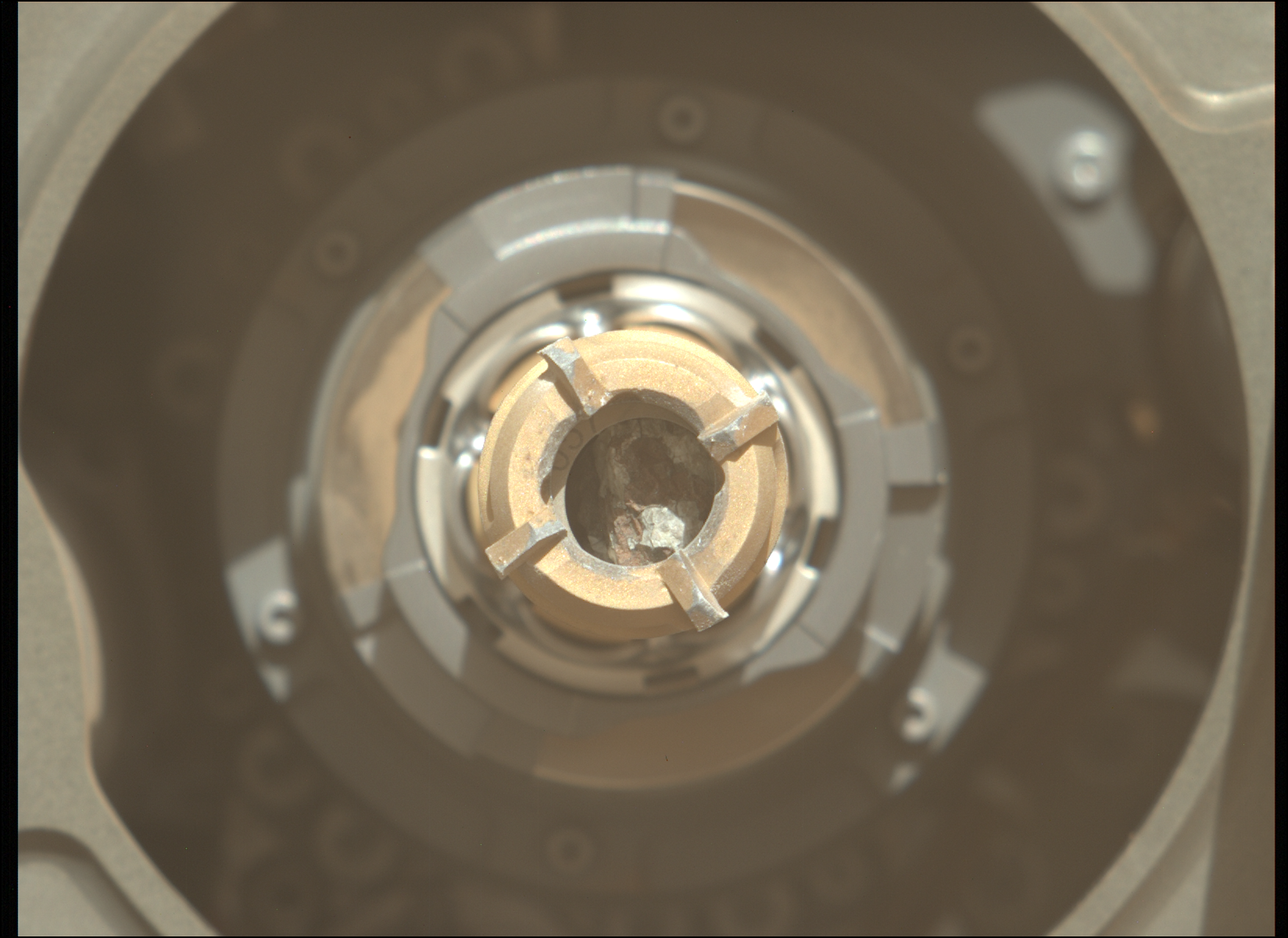 New sample in the tube! (Sol 2018)