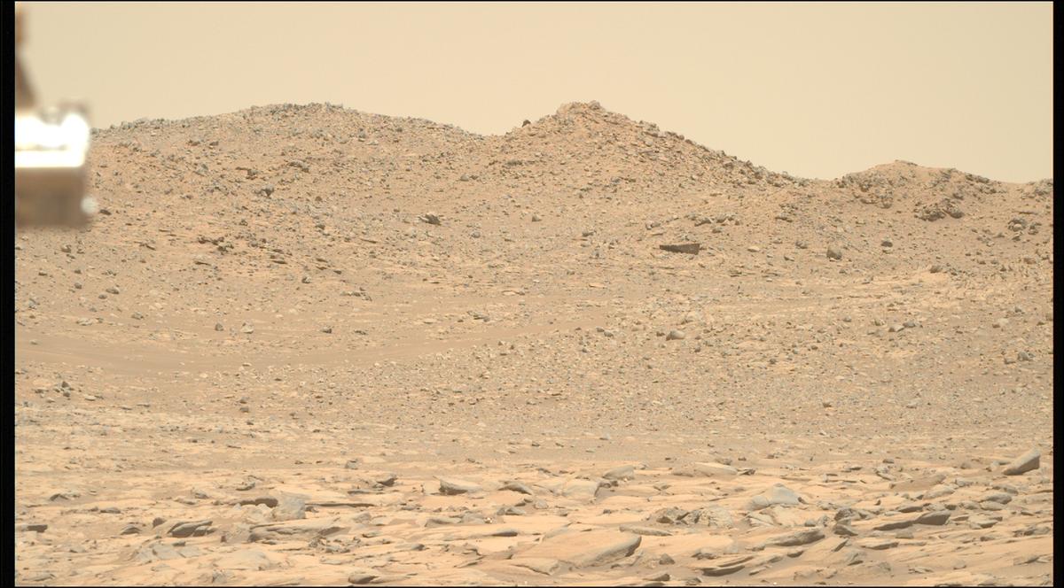 This image was taken by MCZ_RIGHT onboard NASA's Mars rover Perseverance on Sol 2020