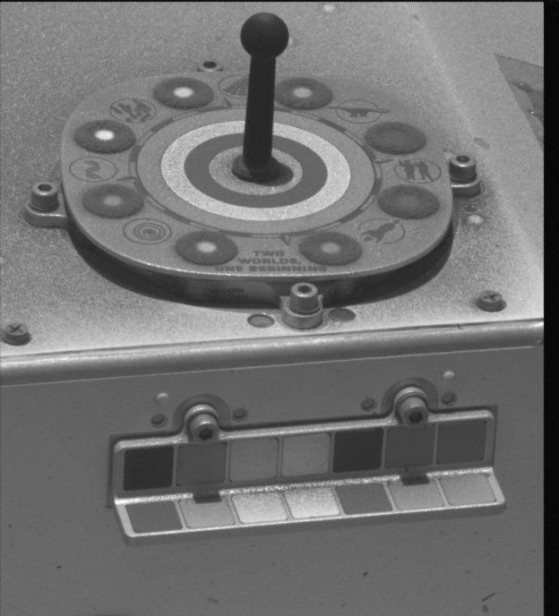 This image was taken by MCZ_LEFT onboard NASA's Mars rover Perseverance on Sol 2021