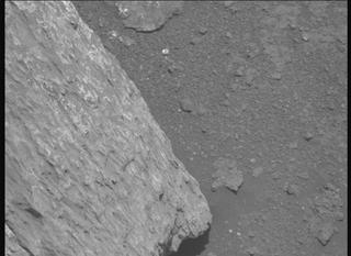 View image taken on Mars, Mars Perseverance Sol 2021: Right Mastcam-Z Camera