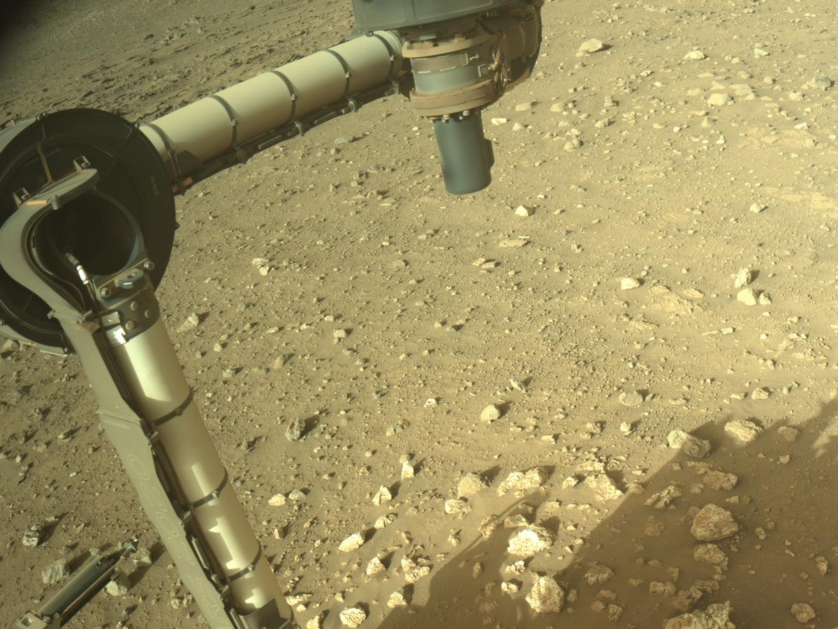 This image was taken by NAVCAM_RIGHT onboard NASA's Mars rover Perseverance on Sol 2023