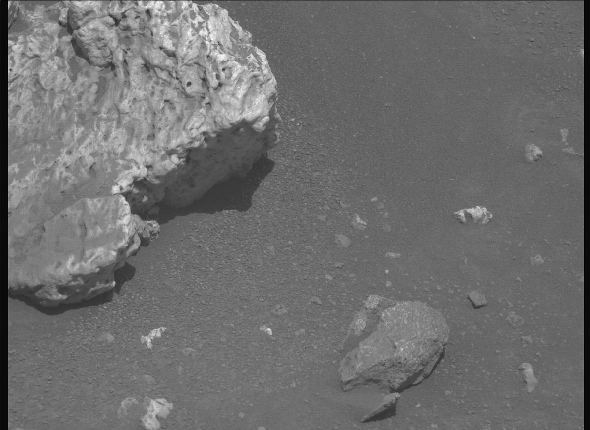 This image was taken by MCZ_LEFT onboard NASA's Mars rover Perseverance on Sol 2023