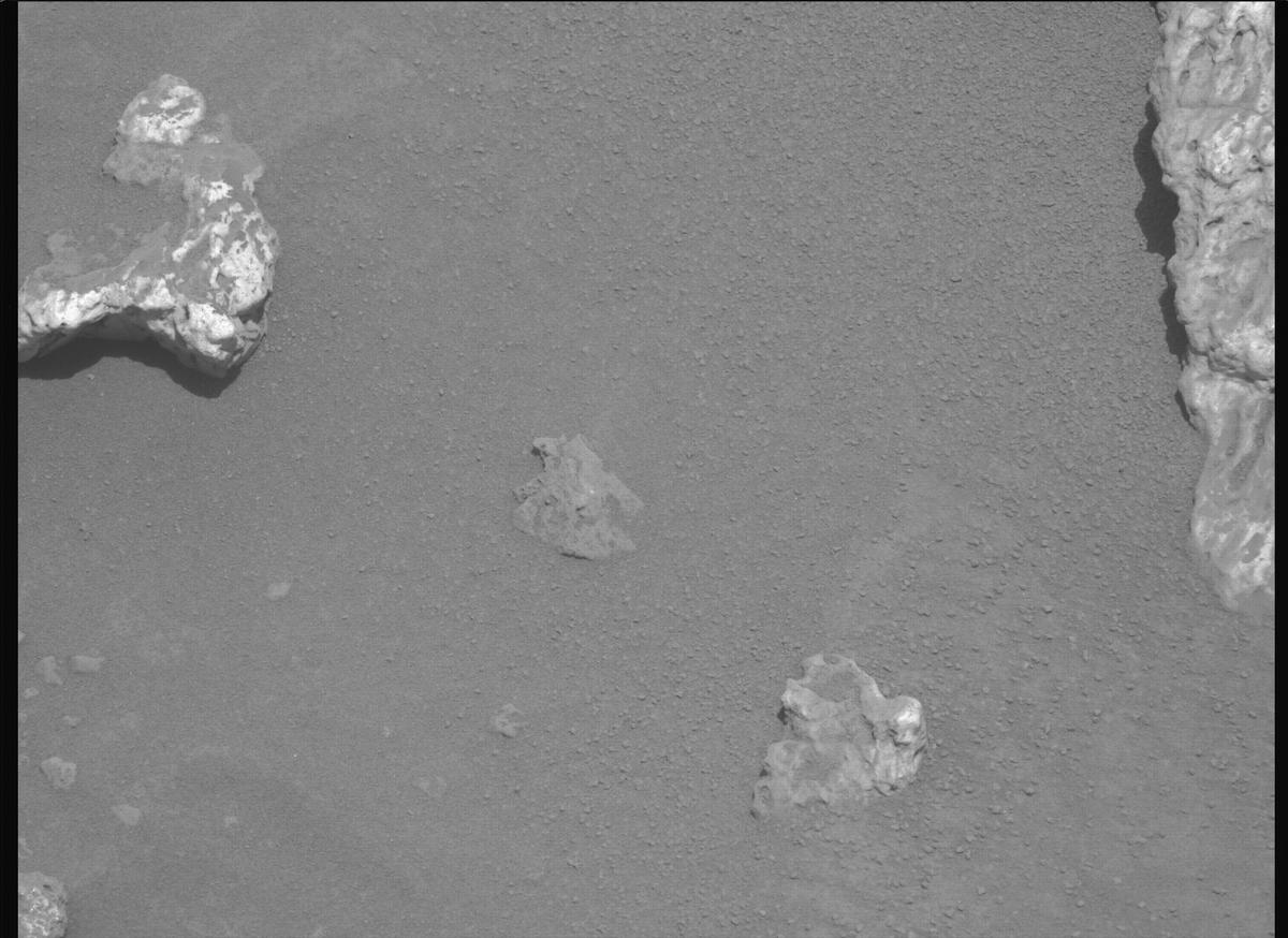 This image was taken by MCZ_LEFT onboard NASA's Mars rover Perseverance on Sol 2023