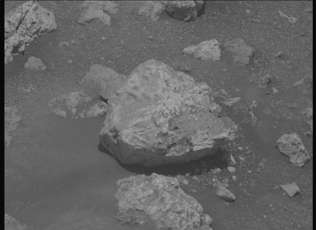 This image was taken by MCZ_LEFT onboard NASA's Mars rover Perseverance on Sol 2023