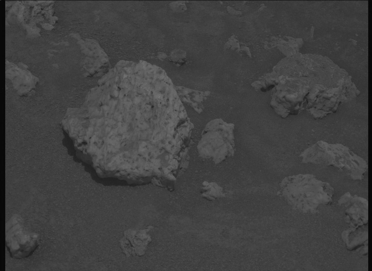 This image was taken by MCZ_LEFT onboard NASA's Mars rover Perseverance on Sol 2023
