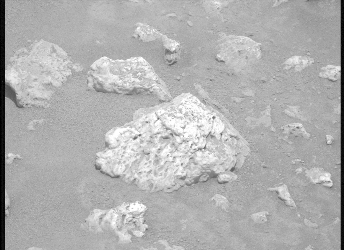 This image was taken by MCZ_LEFT onboard NASA's Mars rover Perseverance on Sol 2023