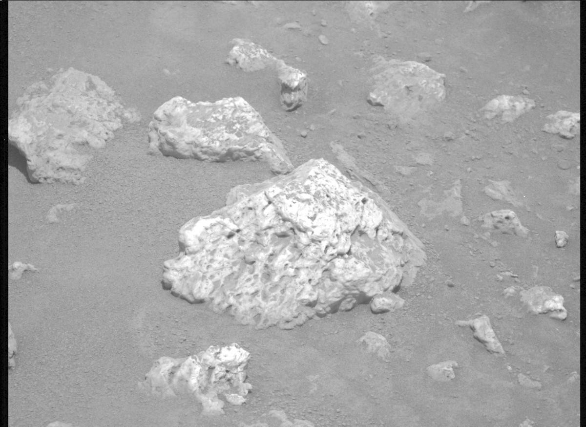 This image was taken by MCZ_LEFT onboard NASA's Mars rover Perseverance on Sol 2023
