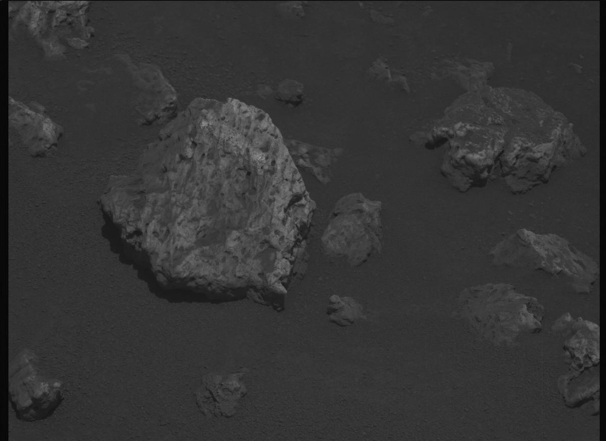 This image was taken by MCZ_LEFT onboard NASA's Mars rover Perseverance on Sol 2023