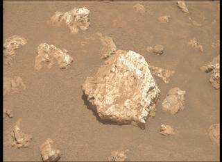 View image taken on Mars, Mars Perseverance Sol 2023: Right Mastcam-Z Camera