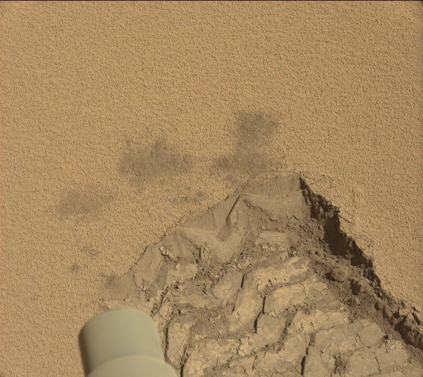 Nasa's Mars rover Curiosity acquired this image using its Mast Camera (Mastcam) on Sol 529, at drive 184, site number 26