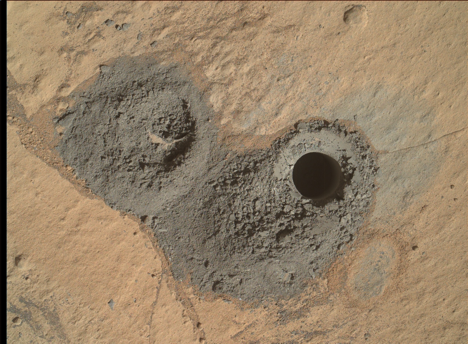 Nasa's Mars rover Curiosity acquired this image using its Mars Hand Lens Imager (MAHLI) on Sol 627, at drive 1330, site number 31