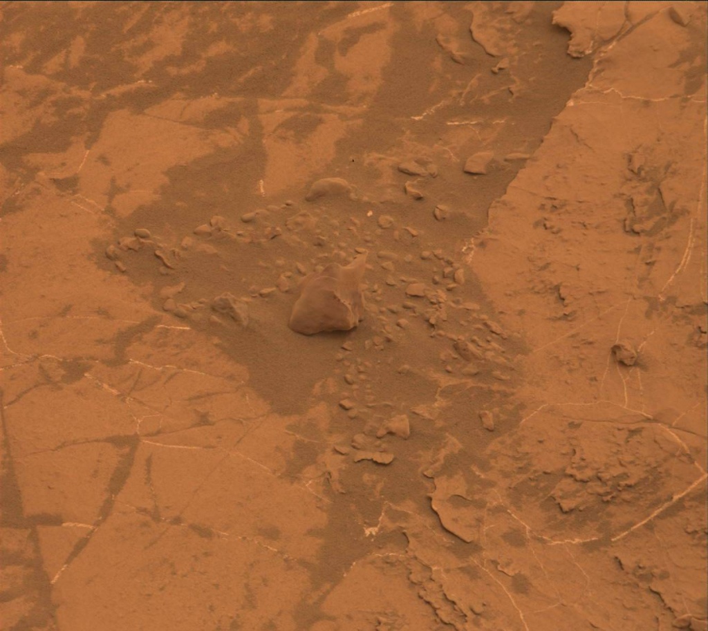 NASA's Mars rover Curiosity acquired this image using its Mast Camera (Mastcam) on Sol 2098