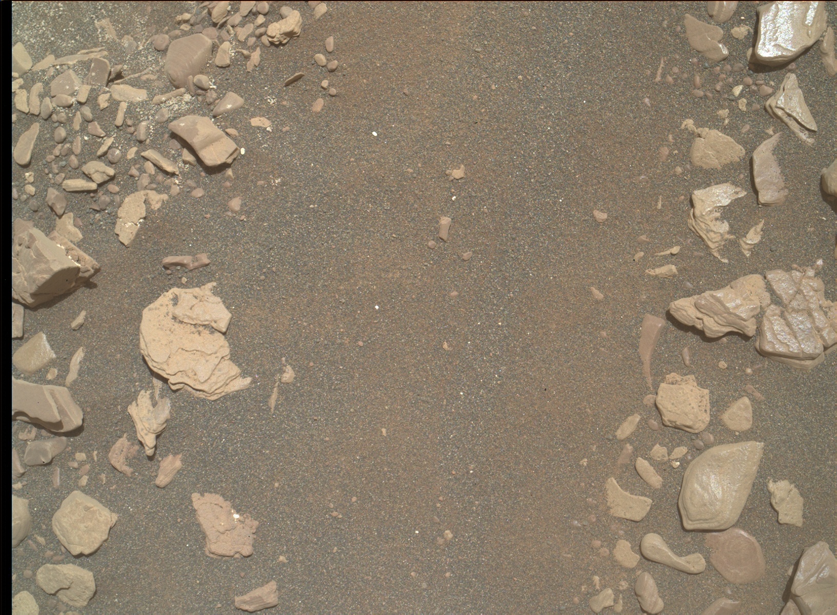 Nasa's Mars rover Curiosity acquired this image using its Mars Hand Lens Imager (MAHLI) on Sol 2920