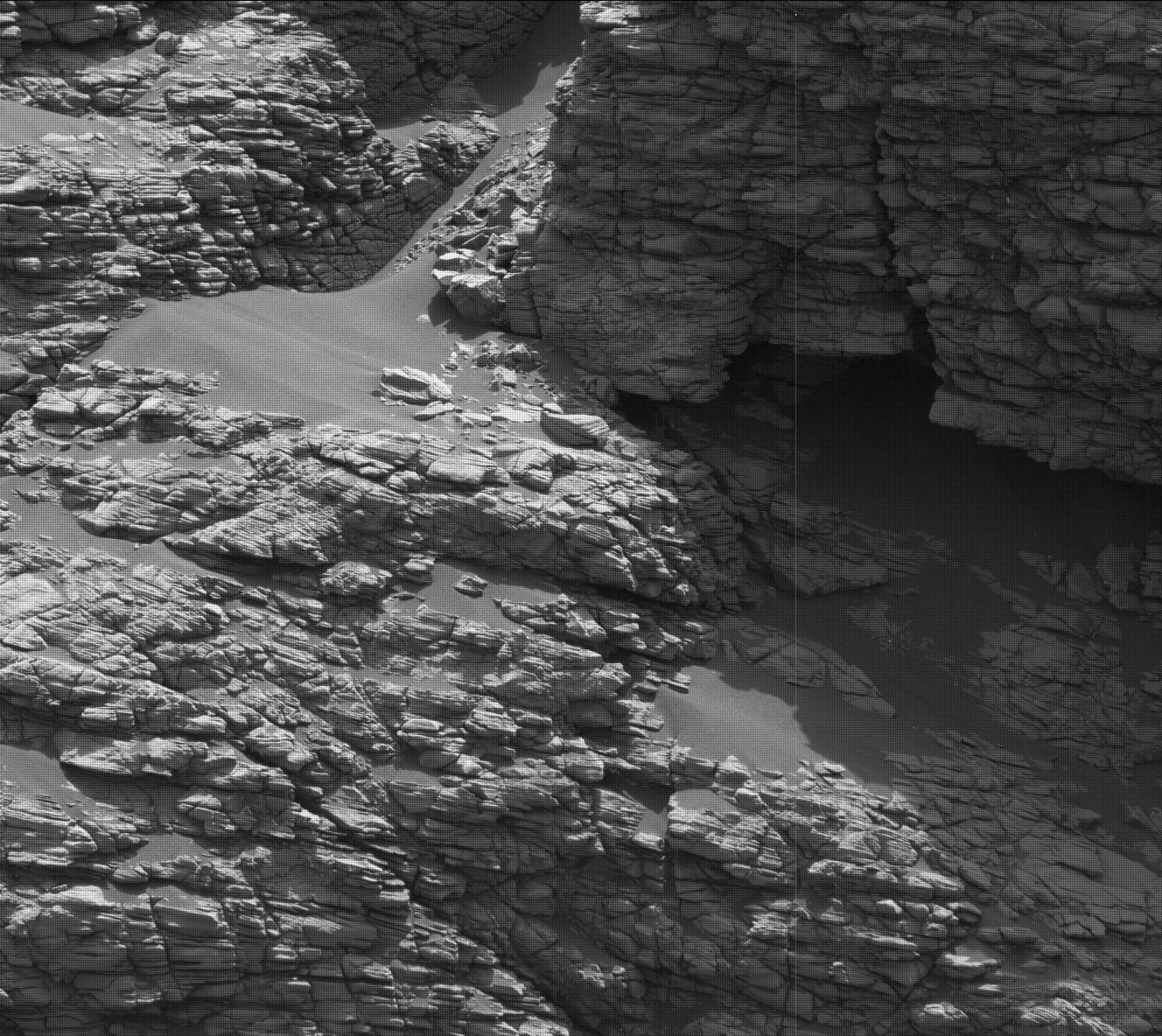 Nasa's Mars rover Curiosity acquired this image using its Mast Camera (Mastcam) on Sol 2923