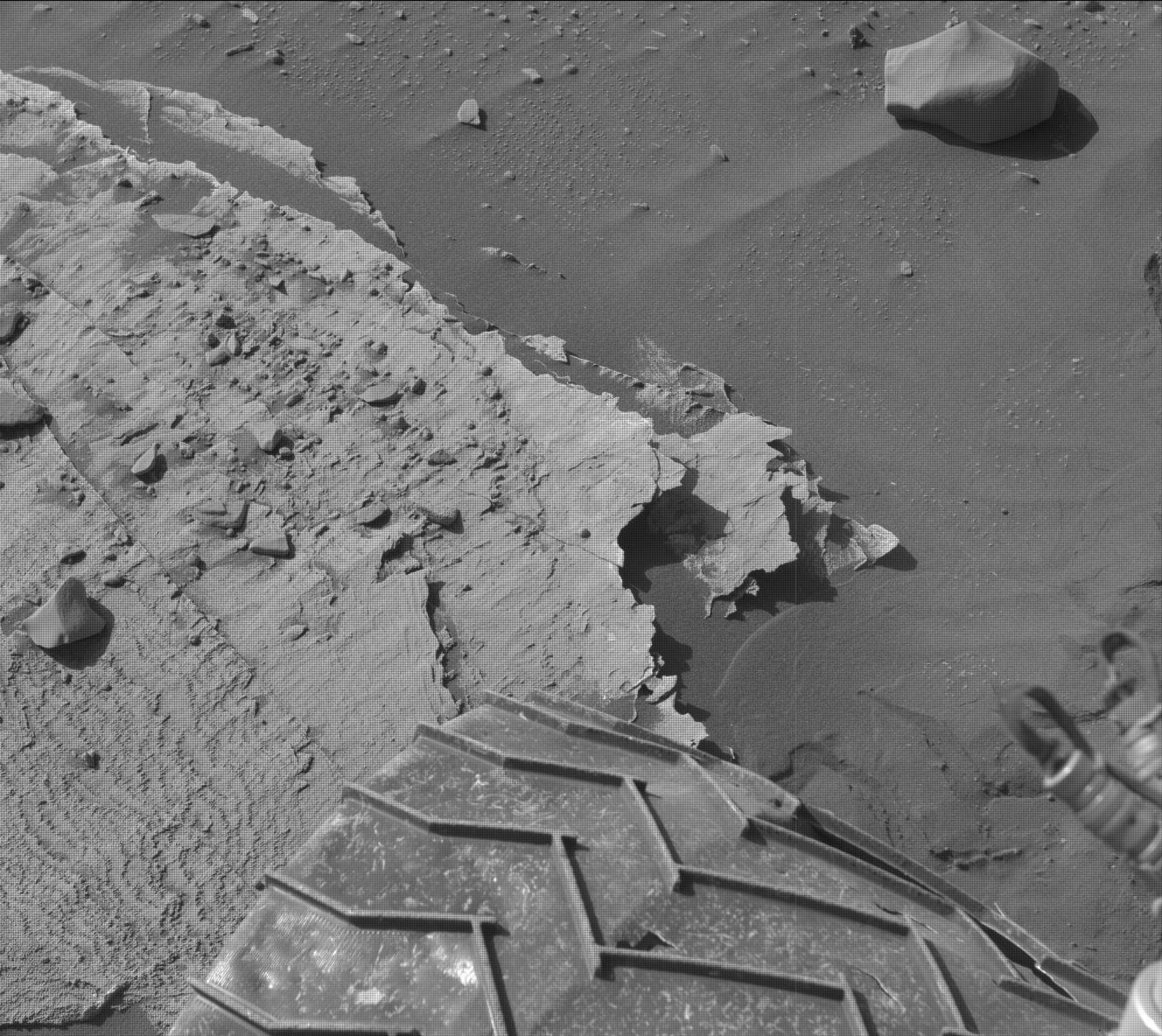 Nasa's Mars rover Curiosity acquired this image using its Mast Camera (Mastcam) on Sol 3286