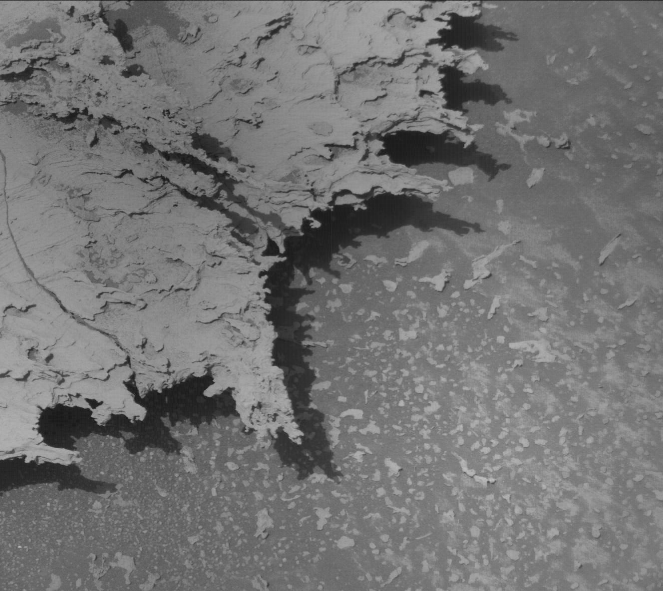 https://mars.nasa.gov/msl-raw-images/msss/04904/mcam/4904MR1093890102502510C00_DXXX.jpg