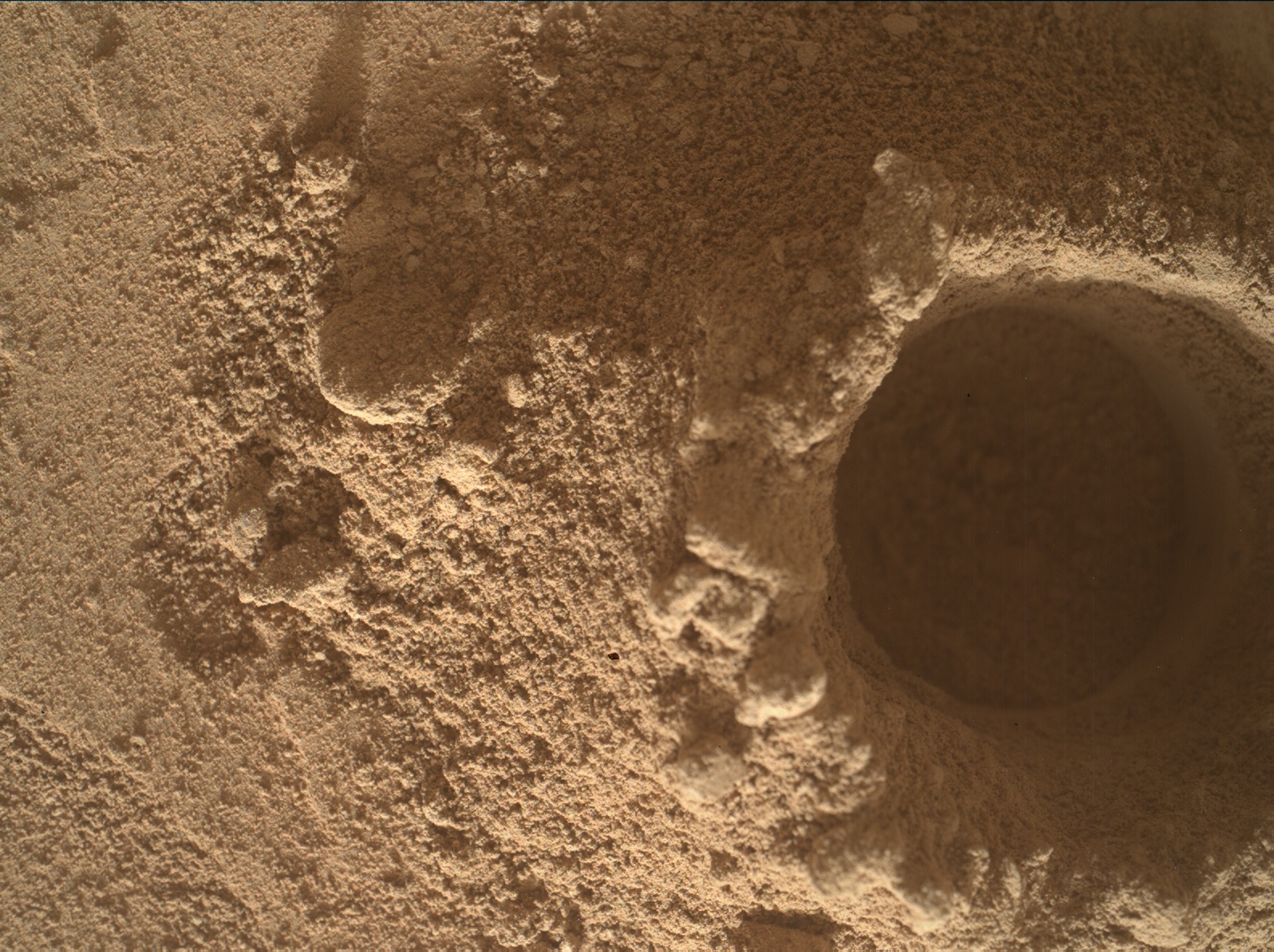 curiosity sol 4908 MAHLI
