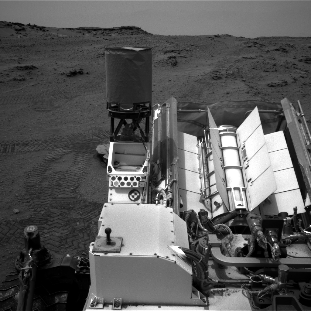 Nasa's Mars rover Curiosity acquired this image using its Right Navigation Camera on Sol 801, at drive 1140, site number 44