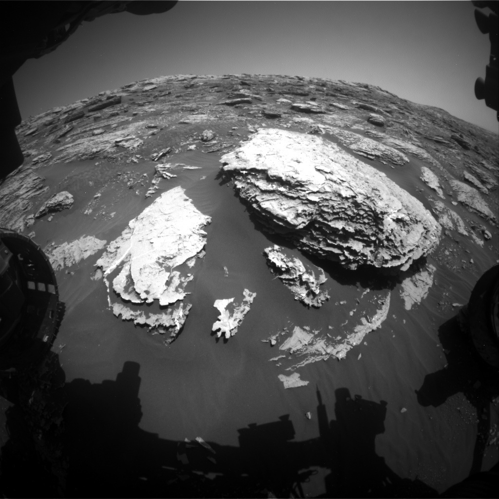 MARS: CURIOSITY u krateru  GALE Vol II. - Page 20 FLB_579215702EDR_F0701538FHAZ00302M_-br2