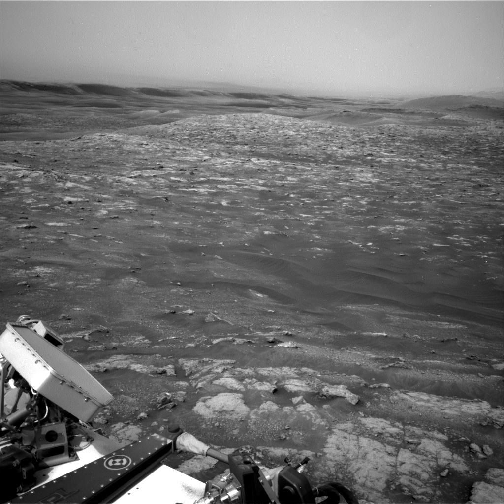 Nasa's Mars rover Curiosity acquired this image using its Right Navigation Camera on Sol 2816, at drive 352, site number 82