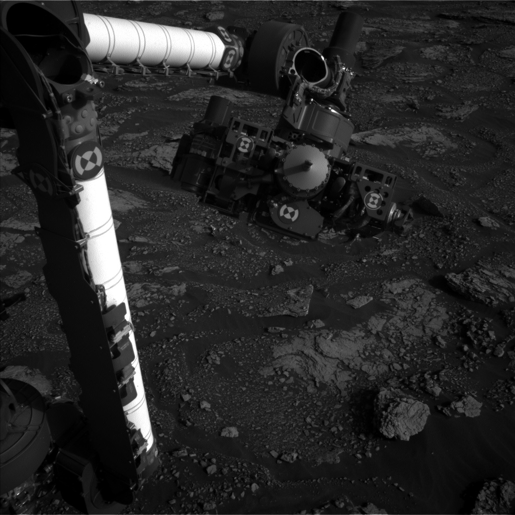 Nasa's Mars rover Curiosity acquired this image using its Left Navigation Camera on Sol 2921, at drive 2188, site number 82