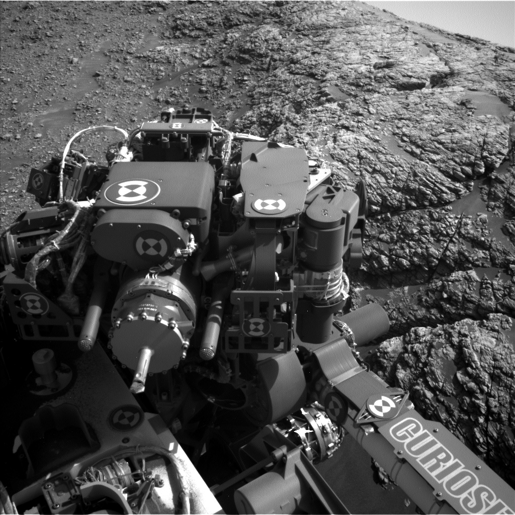 Nasa's Mars rover Curiosity acquired this image using its Left Navigation Camera on Sol 2924, at drive 0, site number 83