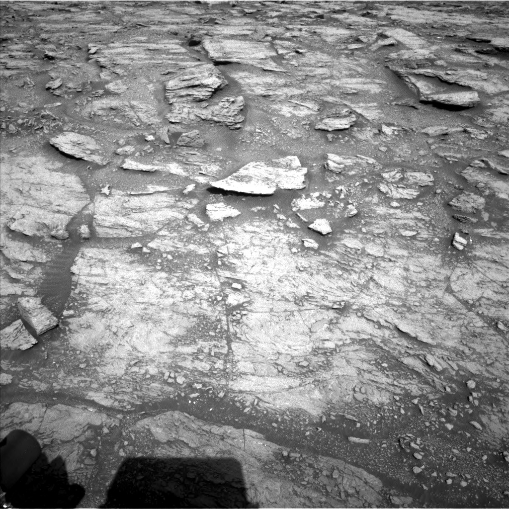 Nasa's Mars rover Curiosity acquired this image using its Left Navigation Camera on Sol 2933, at drive 898, site number 83