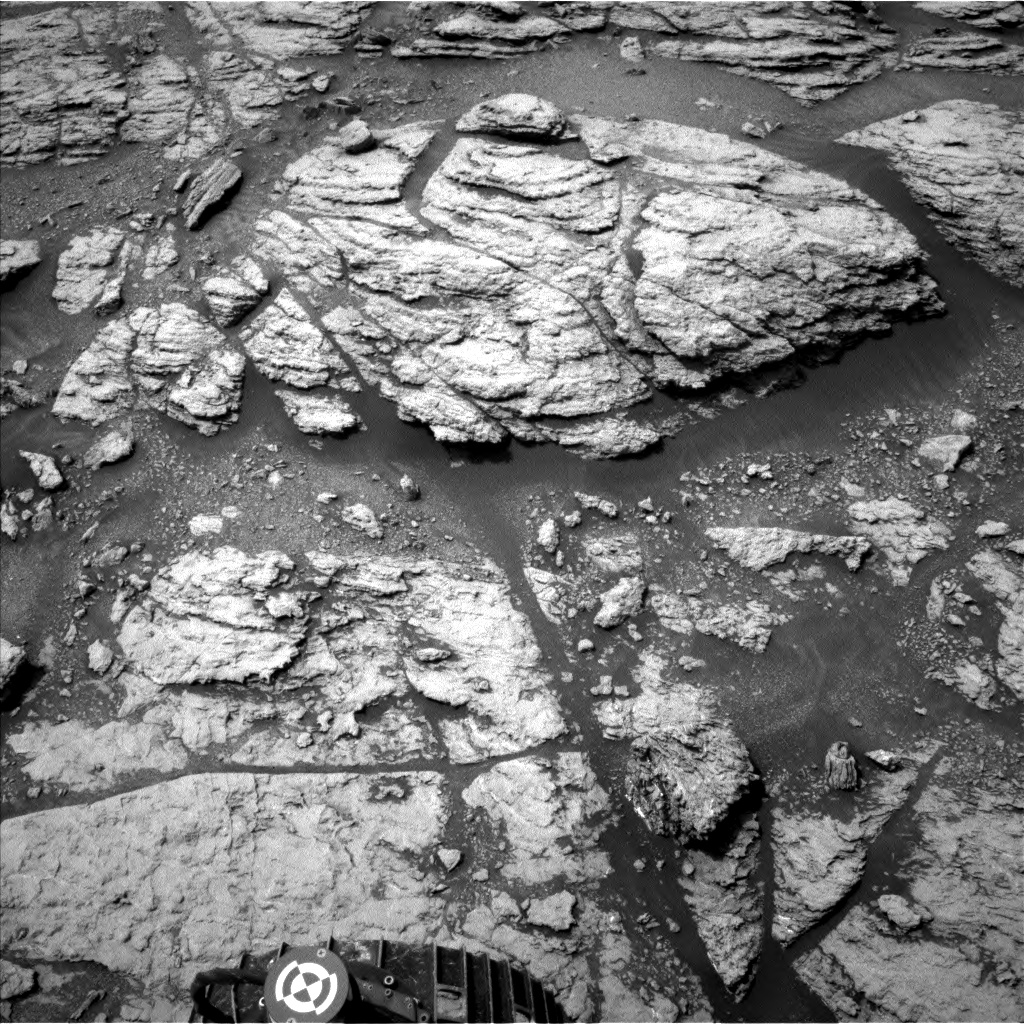 Nasa's Mars rover Curiosity acquired this image using its Left Navigation Camera on Sol 2952, at drive 2796, site number 83