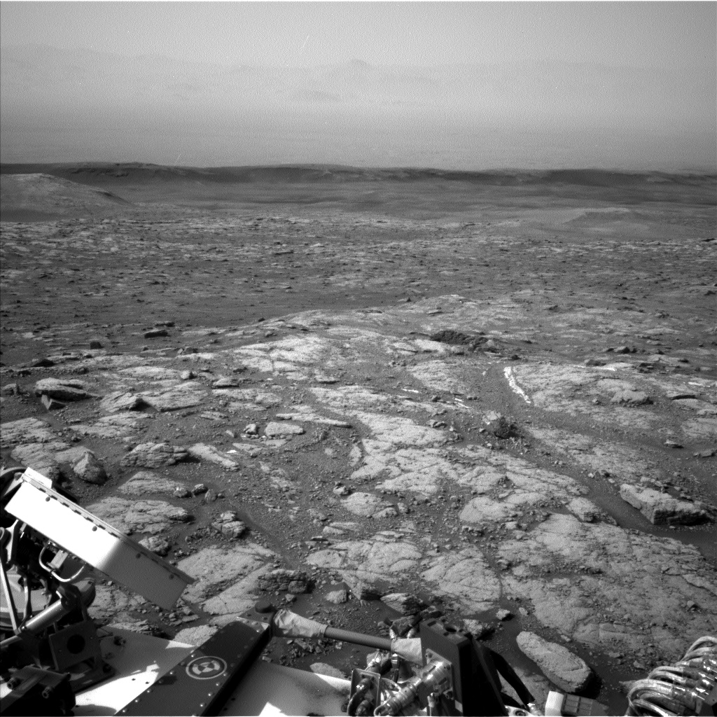 Nasa's Mars rover Curiosity acquired this image using its Left Navigation Camera on Sol 2958, at drive 444, site number 84