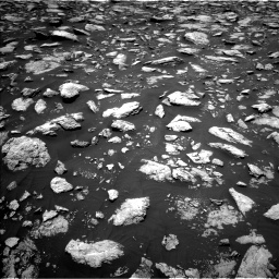 Nasa's Mars rover Curiosity acquired this image using its Left Navigation Camera on Sol 2977, at drive 1720, site number 84