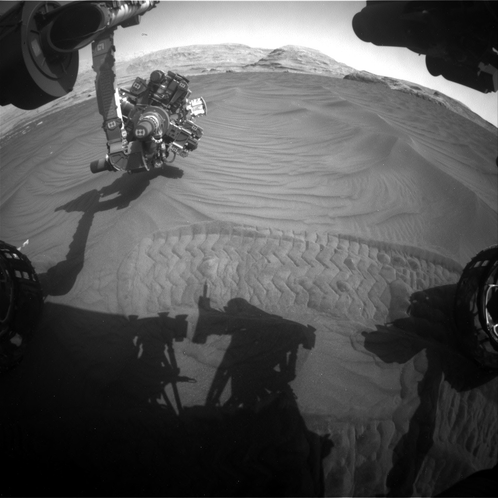 Nasa's Mars rover Curiosity acquired this image using its Front Hazard Avoidance Camera (Front Hazcam) on Sol 2994, at drive 2120, site number 84
